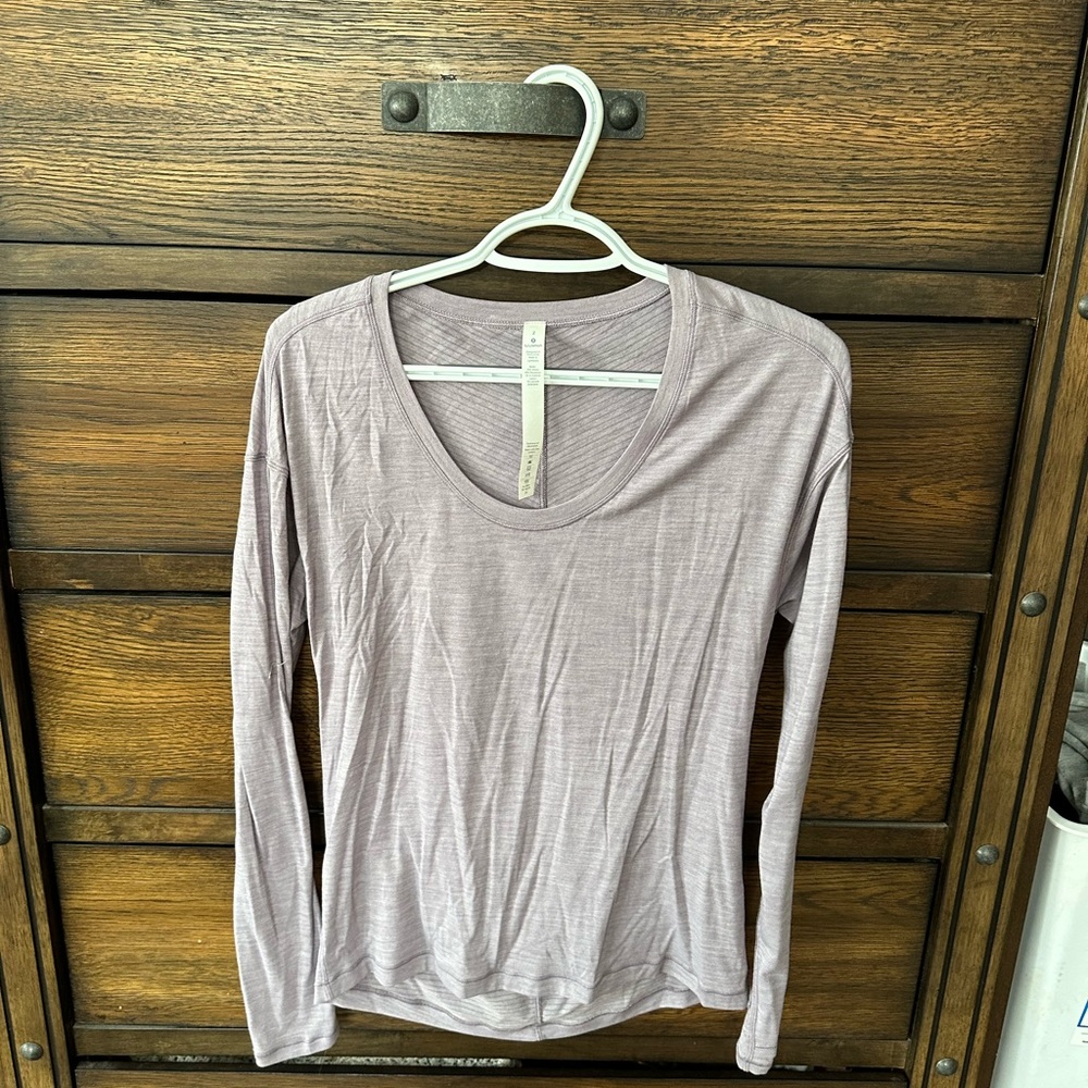 LULULEMON Top